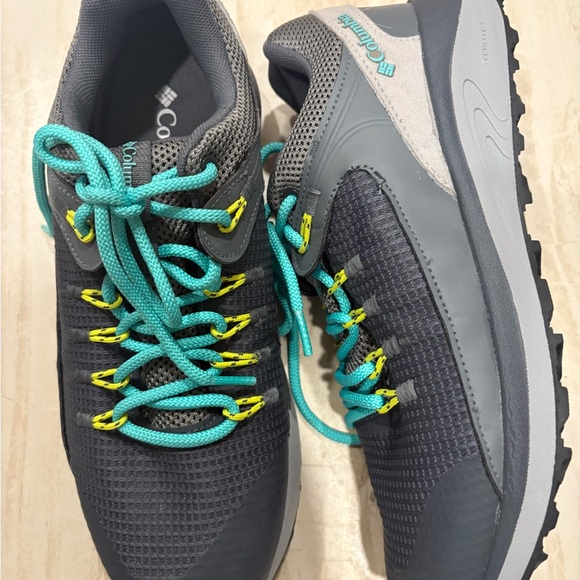 Columbia Women’s Trailstorm Waterproof Hiking Shoes Size 9 - Picture 1 of 7
